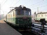 10.01.2006 - Hradec Králové hl.n.: 130.040-9 v čele Os 5527 Pardubice - Hradec Králové © PhDr. Zbyněk Zlinský