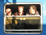 25.02.2012 - Hradec Králové hl.n.: Karel, Martin a Radek pózují v okně 843.009-2 na R 991 Liberec - Pardubice hl.n. © PhDr. Zbyněk Zlinský