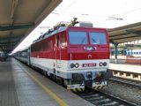 24.03.2012 - Pardubice hl.n.: 362.013-5 v čele EC 171 ''Hungaria'' Berlin Hbf (tief) - Budapest-Keleti pu © PhDr. Zbyněk Zlinský