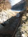 Ďalší pohľad do zárezu zhora, Ružínska priehrada, 17.3.2012 © Marek L.Guspan