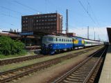 09.05.2012 - Pardubice hl.n.: 140.004-3 (E 499.004) a 759.002-9 (T 499.0002) v čele Sv 1306 Bohumín - Praha ONJ © PhDr. Zbyněk Zlinský