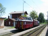 09.05.2012 - Pardubice-Rosice n.L.: souprava M 131.2053 + Ztrc 1-36354 + R 8-10172 jako součást vnější expozice Musea (foto z R 988) © PhDr. Zbyněk Zlinský