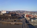 Bratislava: detailní pohled na dálniční křižovatku v historickém centru města z vyhlídky na Novém mostě	3.3.2012	Jan Přikryl