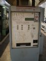 Řím: nepříliš důvěryhodně vypadající automat na jízdenky na tramvajové konečné Togliatti	4.3.2012	 © Jan Přikryl