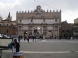 Řím: brána Porta del Popolo, součást opevnění města ze 3. století	5.3.2012	 © Jan Přikryl