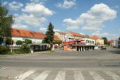 Ešte pohľad na námestie v Šahách, © Igor Molnár