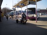 Split: setkání různých autobusů na autobusovém nádraží	8.3.2012	 © Jan Přikryl