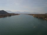 Pohled z mostu Jadranské magistrály u Ploče na Neretvu krátce před jejím ústím do moře	8.3.2012	 © Jan Přikryl