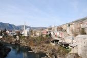 Mostar: pohled ze Starého mostu na uličku Kujindžiluk v muslimské části města	8.3.2012	 © Lukáš Uhlíř