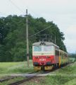 9.6.2012 - Vlak z J.Hradce v čele s ''plecháčem'' 242.266-5 nedaleko Děbolína © Jan Oliva