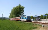 19.05.2011 - Kroměříž-Oskol: T 466.0007 už i s 423.041 v závěsu © Milan Říhánek