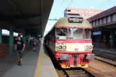 28.06.2012 - Pardubice hl.n.: 854.204-5 přivezl Sp 1783 Trutnov hl.n. - Pardubice hl.n. se zpožděním 18 minut © PhDr. Zbyněk Zlinský