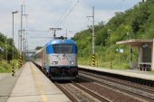 28.06.2012 - Cerhenice: 380.016-6 projíždí v čele Ex 571 ''Zdeněk Fibich'' Praha hl.n. - Břeclav © PhDr. Zbyněk Zlinský