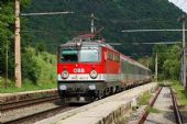 1142.667 v čele IC vlaku projíždí zastávkou Schlöglmühl, 10.06.2012 © Lukáš Hučko