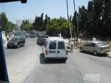 15.06.2012 - úsek Hammamet - Bir Bou Regba: přejezd na Avenue du 13 Aout 1903 (foto z autobusu) © PhDr. Zbyněk Zlinský