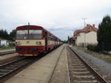 11.07.2011 - Uherské Hradiště: 810 627-0 + 010 + 010, tradiční sestava v úseku Uh. Hradiště - Veselí nad Moravou © Stanislav Plachý