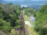 11.07.2011 - Javorník nad Veličkou: pohled na zastávku z lávky nad tratí směr Vrbovce © Stanislav Plachý