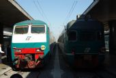 26.06.2012 - Roma Termini, řídící vůz a starší el. jednotka