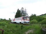 913.009-7 + 813.009-8, Horná Štubňa, Os 5607, 2.6.2012 © lacino.h