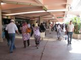 07.06.2012 - Gare de Tunis: cestující čekající i odcházející © PhDr. Zbyněk Zlinský