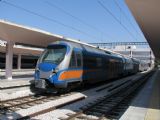 07.06.2012 - Gare de Tunis: dvojice jednotek 92 91 10-31 815-1/816-9 + 813-6/814-4 jako AE 22-5/64 z Monastiru © PhDr. Zbyněk Zlinský