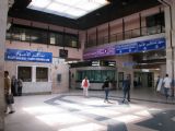 07.06.2012 - Gare de Tunis: odbavovací hala - příchod k příměstským vlakům s posilovými pokladnami © PhDr. Zbyněk Zlinský