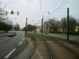 Rostock: zatravněný svršek tramvajové trati na ulici Beim Grünen Tor nedaleko zastávky Schröderplatz	. 21.4.2012 © 	Jan Přikryl