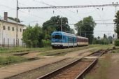 04.08.2012 - Předměřice n.L.: 843.016-7 projíždí v čele R 987 Liberec - Pardubice hl.n. © PhDr. Zbyněk Zlinský