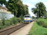 31.7.2012 - Hradec u Stoda: 754 057-8 na Os 7416 do Domažlic © Karel Furiš