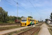 18.08.2012 - Pardubice-Rosice n.L.: 814.018-8/914.018-7 odjíždí jako Os 5362 Chrudim - Pardubice hl.n. © PhDr. Zbyněk Zlinský