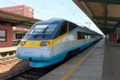 18.08.2012 - Pardubice hl.n.: 680.006 přijíždí jako SC 509 ''SC Pendolino'' Praha hl.n. - Ostrava hl.n. © PhDr. Zbyněk Zlinský