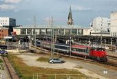 2070.078 přistavuje soupravu k 9.nástupišti, Wien Westbahnhof, 17.08.2012 © Lukáš Hučko