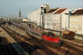 1063.032 posunuje po nádraží Wien Westbahnhof, 17.08.2012 © Lukáš Hučko