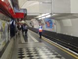 Londýnské metro, stanice Holborn, 20.8.2012 © Jiří Mazal