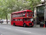 London, jeden z Routemasterů na Northumberland Avenue, 23.8.2012 © Jiří Mazal