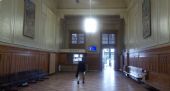 Basel: vestibul francouzské části centrálního nádraží je dodnes formálně přístupný jen po celní prohlídce a působí značně nepohostinně	4.7.2012	 © Jan Přikryl