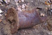 08.11.2009 - Hajc: Dnes jsme vykopali i toto koleno, pravděpodobně od dýmníku © Mixmouses