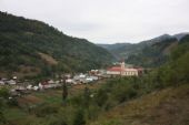 08.09.2012 - pohled na údolí s obcí Romuli © Ing. Martin Řezáč