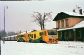 18.01.2010 - žst. Rožnov pod Radhoštěm, 814 077-4 + 914 077-3 © Karel Martinák