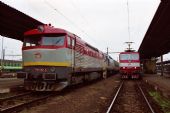 12.12.2003 - Nové Zámky, 751.055 + 750.031 Os 5033, 263.011 © Václav Vyskočil