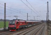 17.04.2013 - u České Třebové: Railjet jako SC 513 SC Pendolino Praha - Ostrava se strojem 1216.229 na postrku © Pavel Stejskal