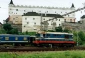 721 058-6 pri posune v stanici Zvolen.   5.9.2001,  Zvolen, © Ondrej Krajňák