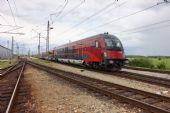 22.05.2013 - ZC VUZ Velim: ''ÖBB railjet'' se strojem 1216.229-5 na postrku projel do dalšího kola © PhDr. Zbyněk Zlinský