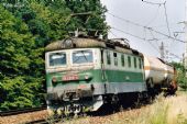 183 012-4 s nákladným vlakom, Výhybňa Slančík, 22.07.2003, © Jiří Škalda