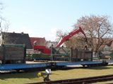 Wangerooge Bahnhof, vykládka nákladu, 20.4.2013 ©Jiří Mazal