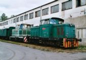 T 334.871 a 710 064-7 za halou opráv, 07.10.2008,  Haniska pri Košiciach - ŠRT,  ©  Ondrej Krajňák