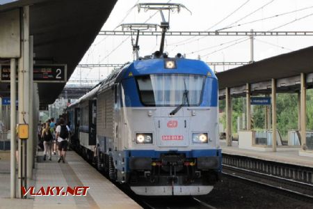 21.06.2013 - Ostrava-Svinov: 380 015-8 © Karel Furiš