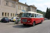 06.07.2013 - Kořenov: historický autobus Škoda RTO 706 MTZ a.s. BusLine před nádražím © PhDr. Zbyněk Zlinský