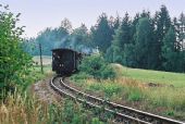 2003 - kdesi na trati: parní vlak odjíždí... © Mixmouses