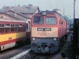 „Sergej“ si preberá „Urpín“, ktorý povezie do Budapešti, Fiľakovo, 9.8.1994 © Peter Bado